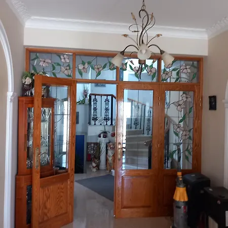 Проживання в сім'ї Vasilis House Family *